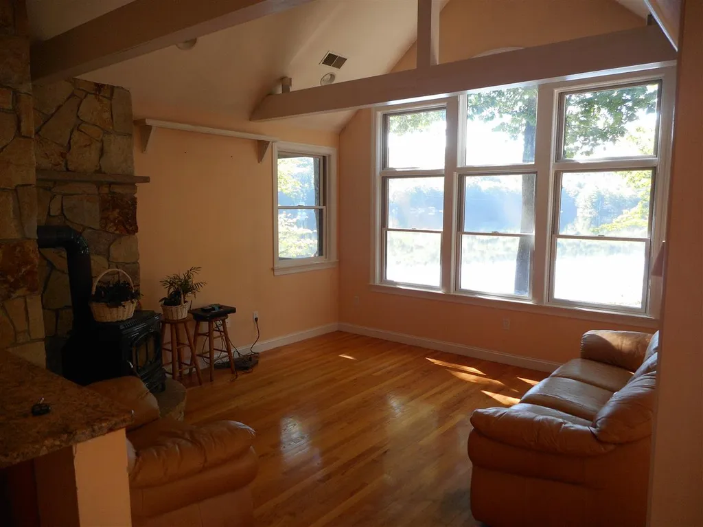 121 Collins Landing Road Weare NH 03281