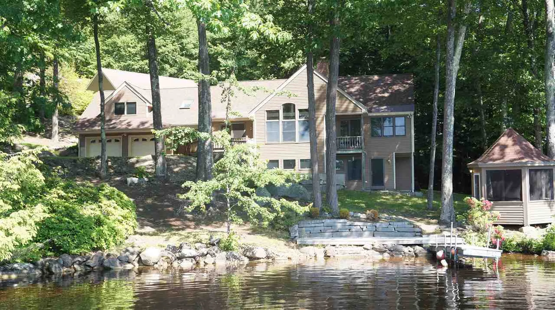 121 Collins Landing Road Weare NH 03281