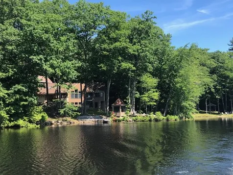 121 Collins Landing Road Weare NH 03281