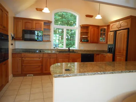 121 Collins Landing Road Weare NH 03281