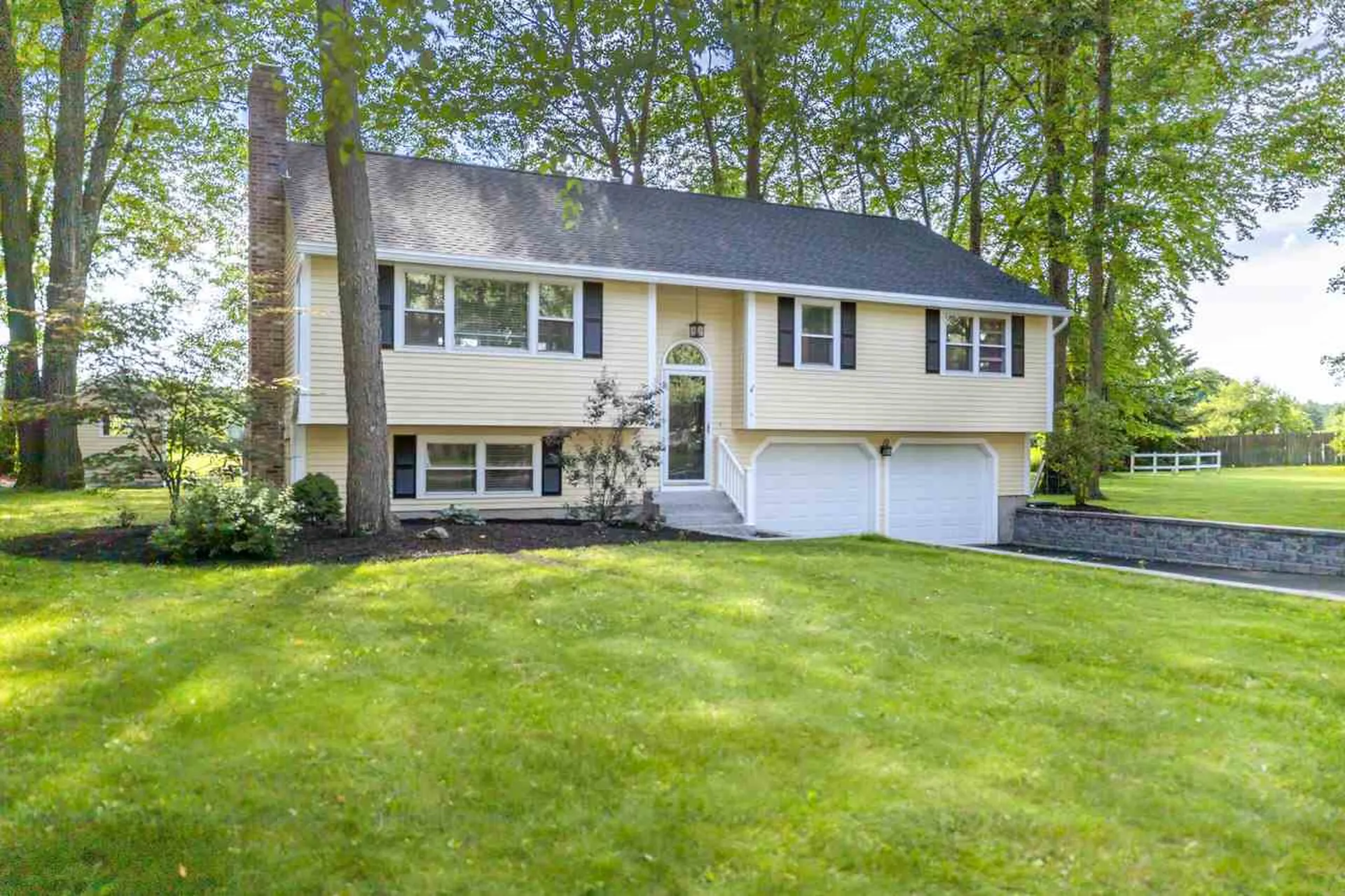 14 New Castle Street Concord NH 03301