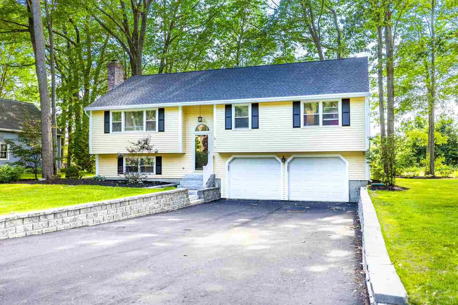 14 New Castle Street Concord NH 03301