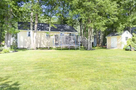 14 New Castle Street Concord NH 03301