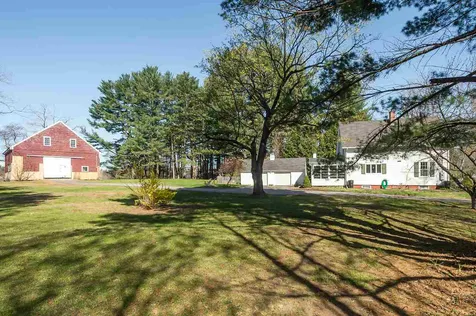 35 Freshet Road Madbury NH 03823