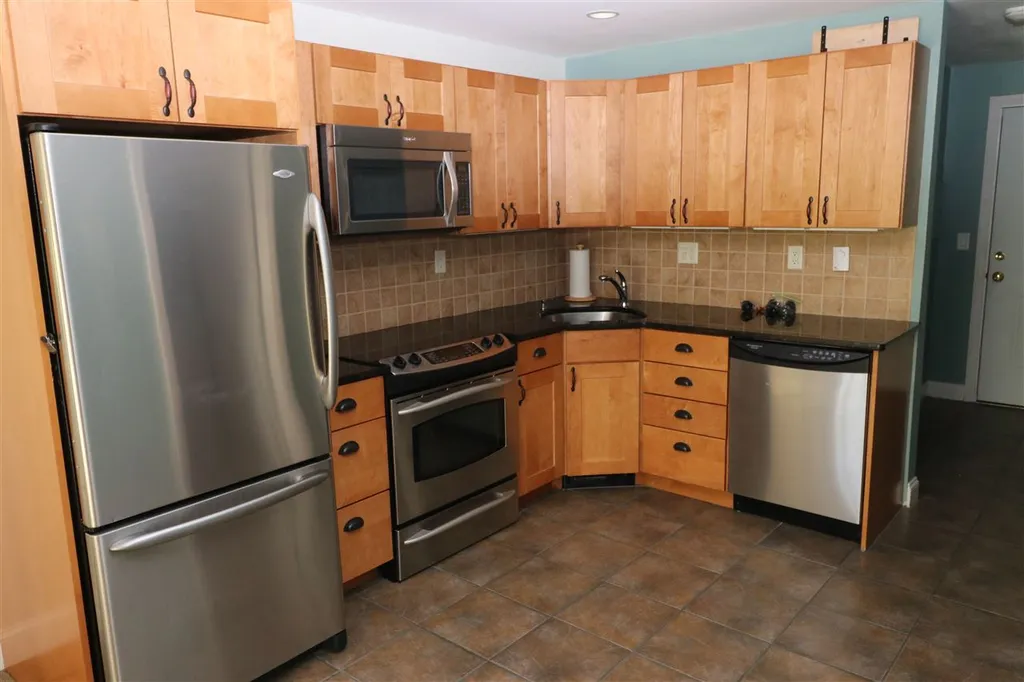 355 Summit Road Warren VT 05674