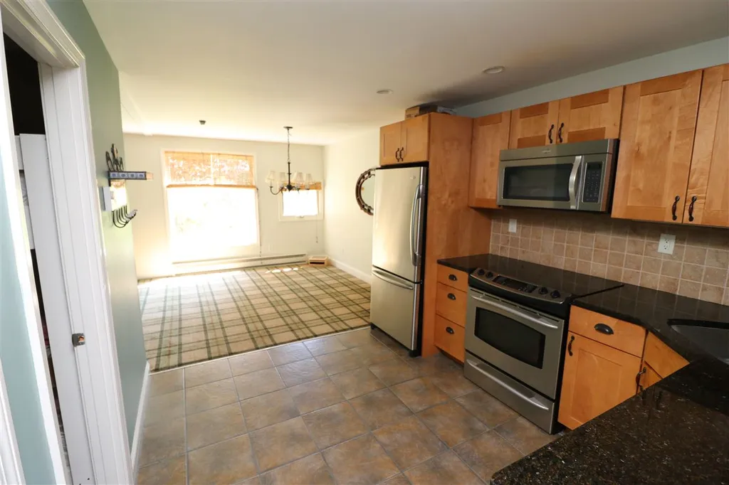 355 Summit Road Warren VT 05674