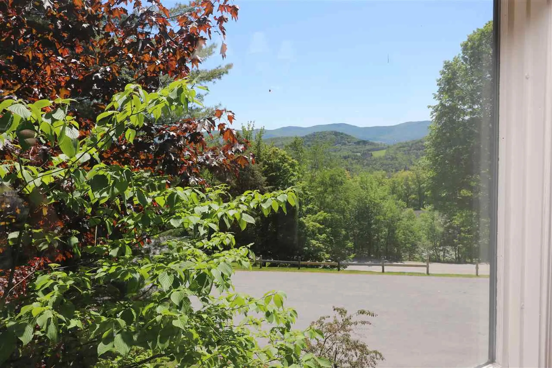 355 Summit Road Warren VT 05674