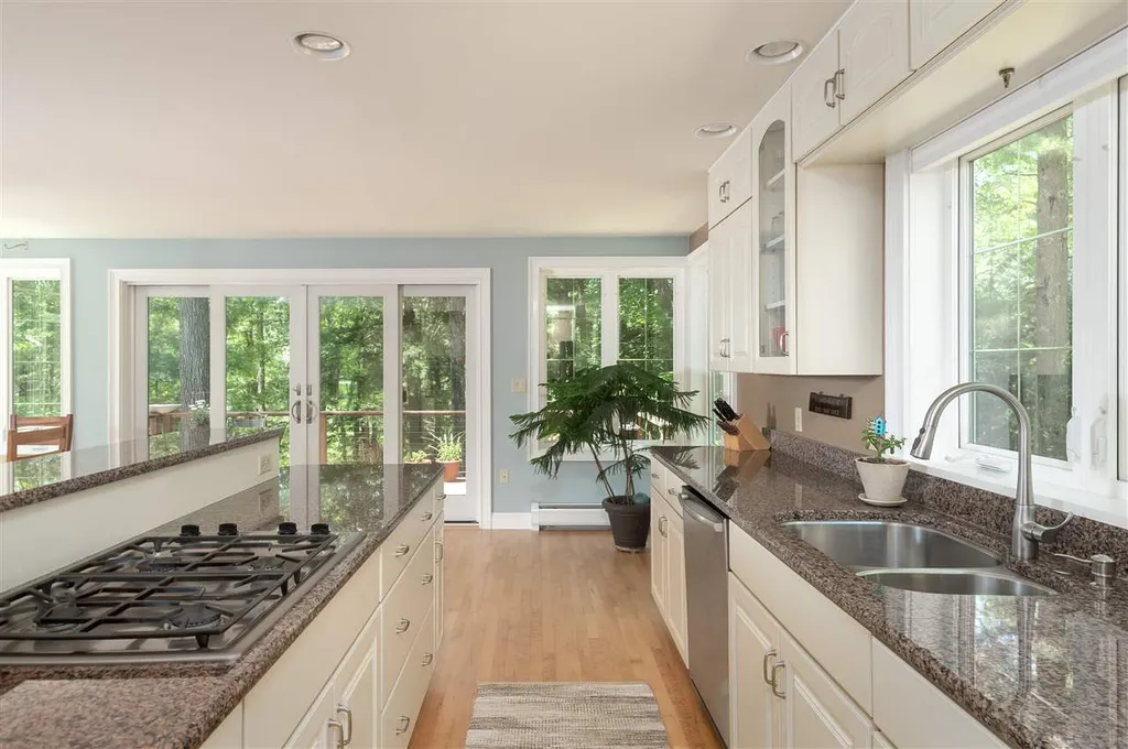 274 Newmarket Road Durham NH 03824