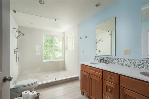 274 Newmarket Road Durham NH 03824
