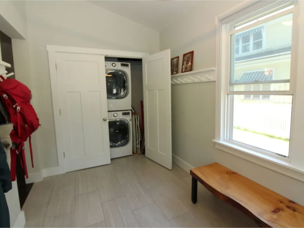 17 Mansion Street Winooski VT 05404