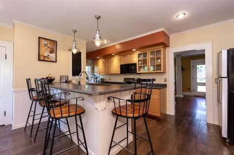 1 Burns Street Nashua NH 03064