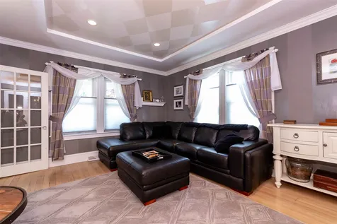 1 Burns Street Nashua NH 03064