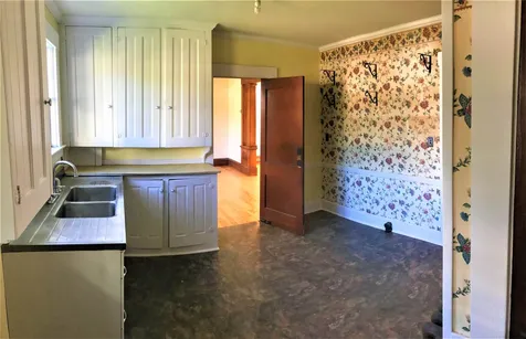 38 Clark Street Brattleboro VT 05301