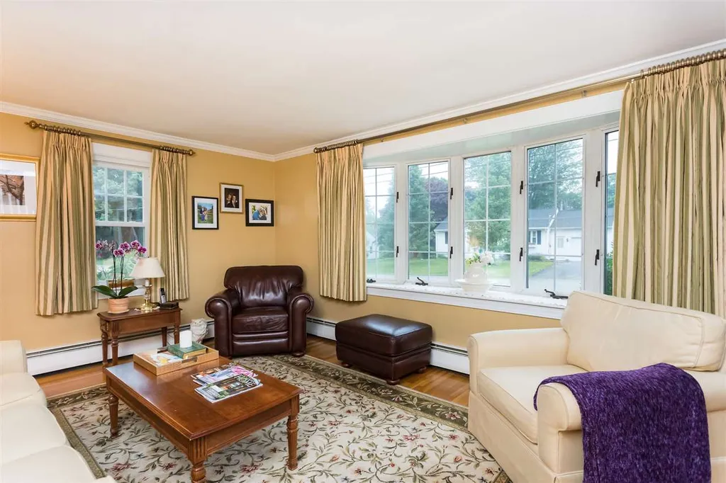 2 Crescent Avenue Dover NH 03820