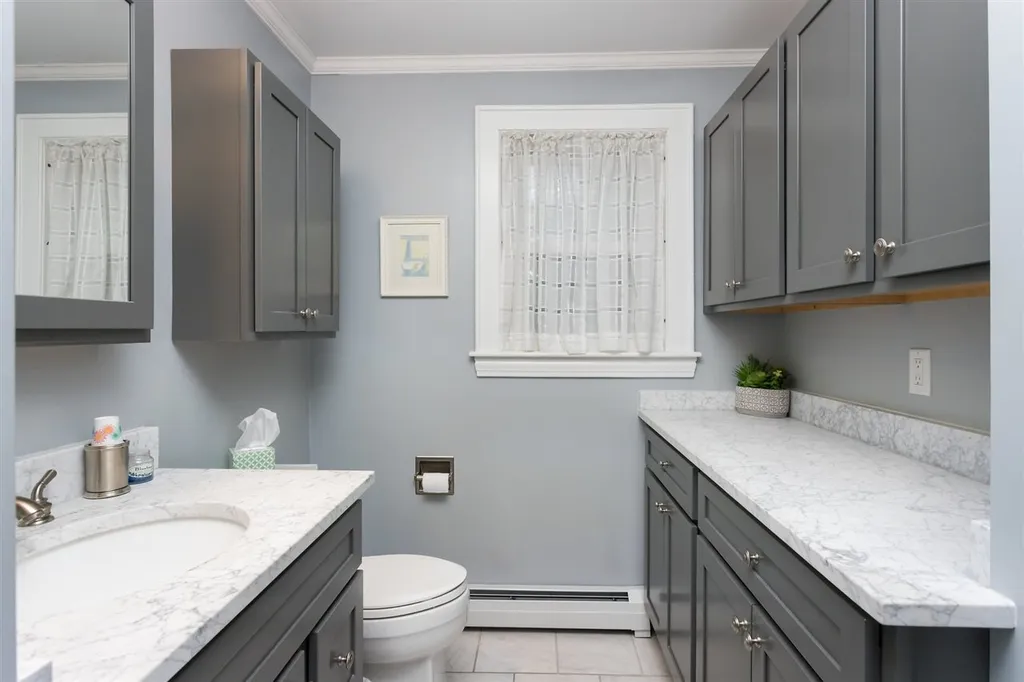 2 Crescent Avenue Dover NH 03820