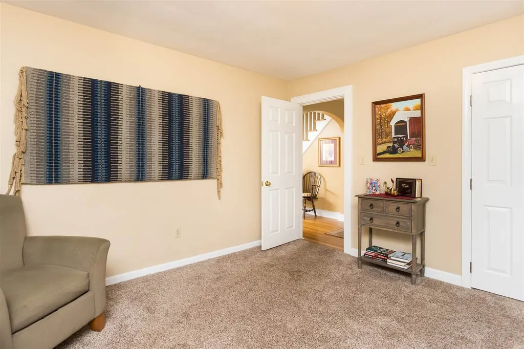 2 Crescent Avenue Dover NH 03820