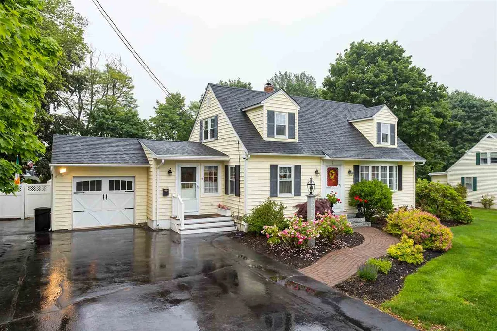 2 Crescent Avenue Dover NH 03820