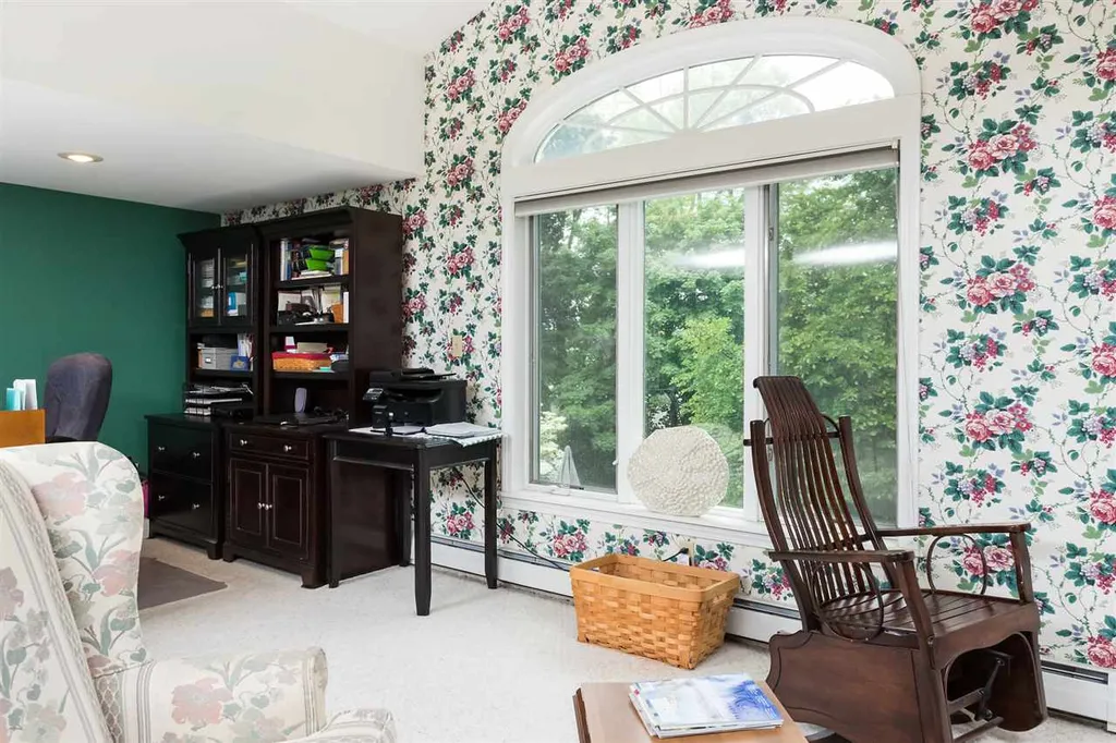 2 Crescent Avenue Dover NH 03820
