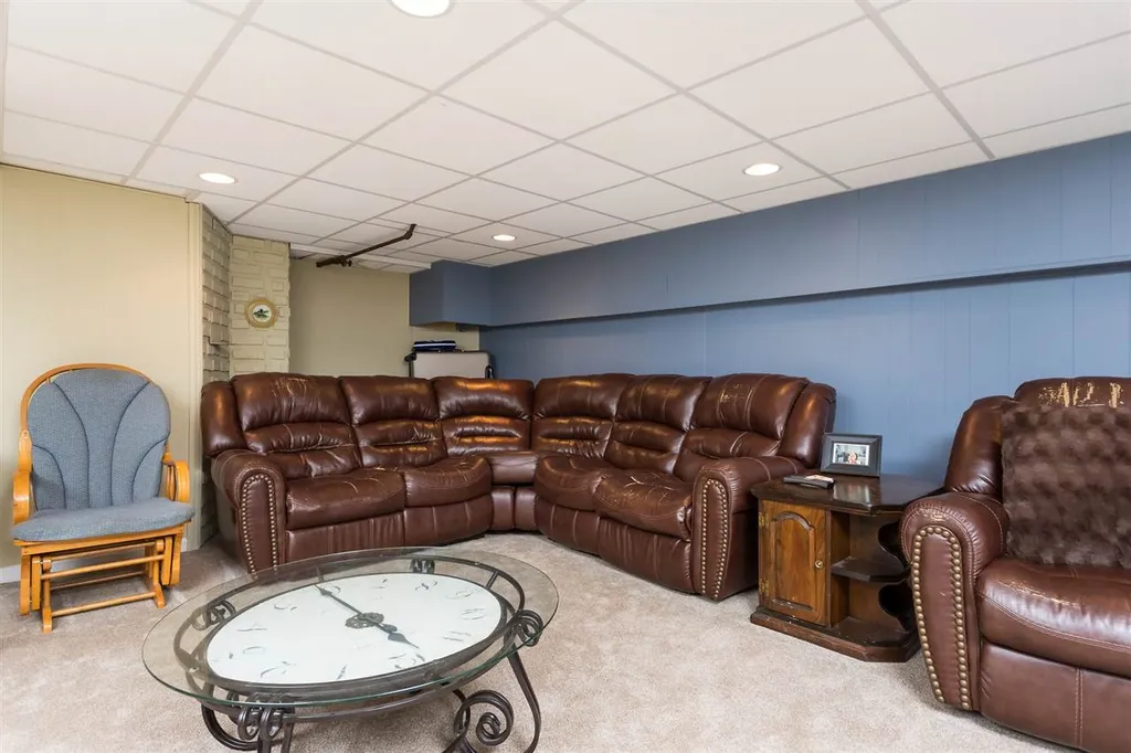 2 Crescent Avenue Dover NH 03820