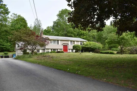 3 Northfield Road Amherst NH 03031
