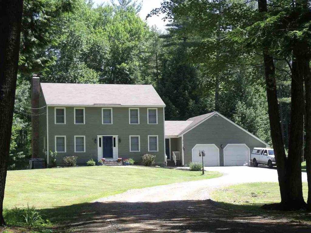 314 Gorham Pond Road Goffstown NH 03045