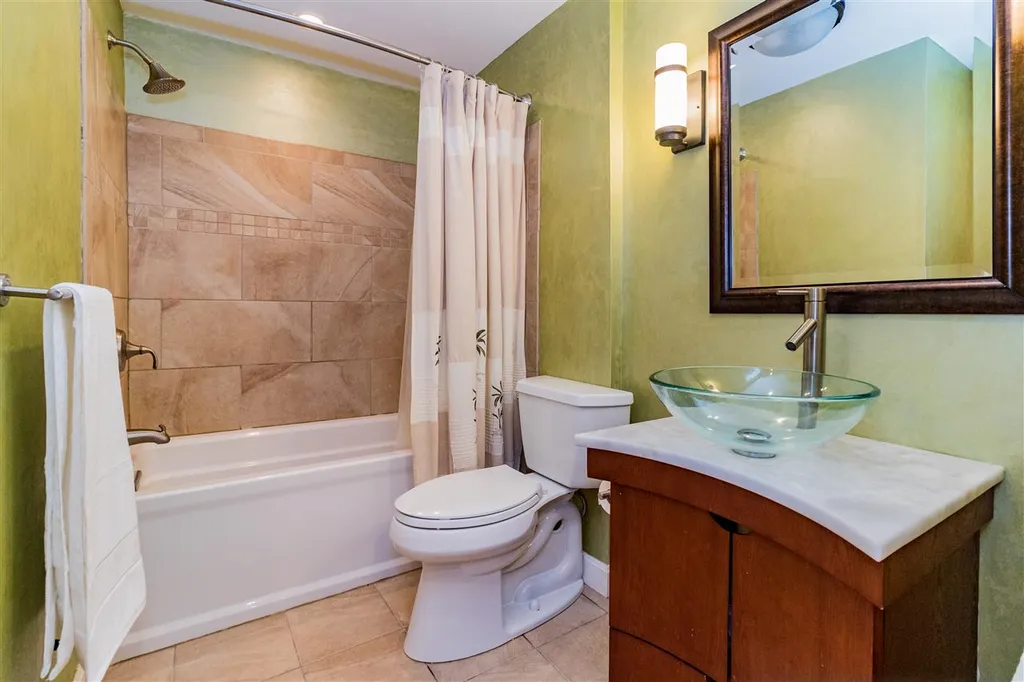 2 Bass Street Newmarket NH 03857