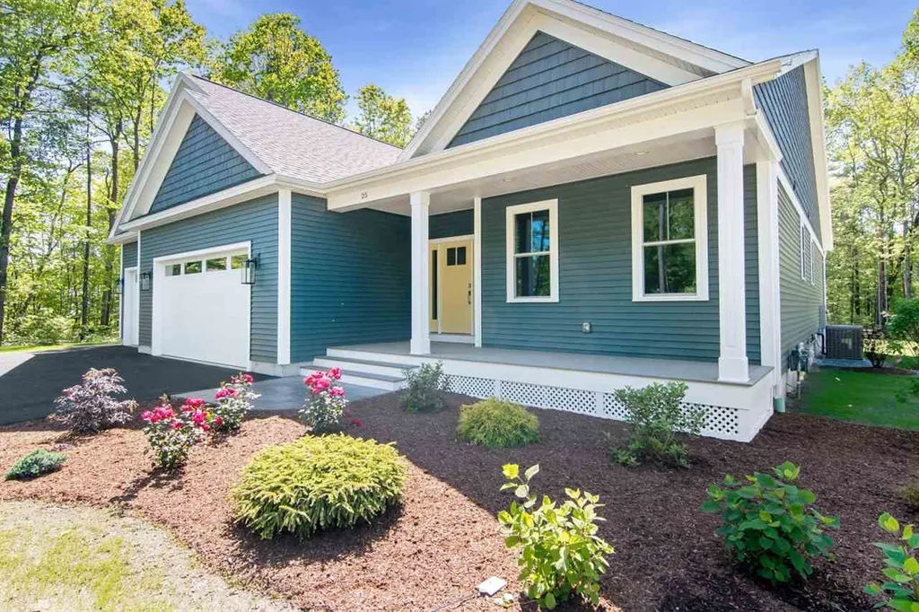25 Jen Barry Lane Colchester VT 05446