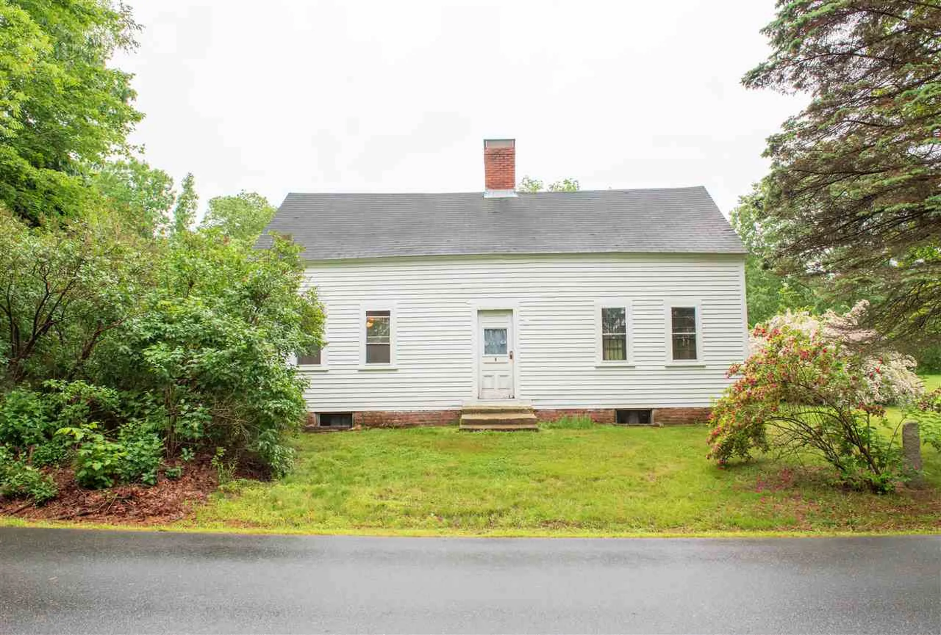 134 Gorham Pond Road Goffstown NH 03045
