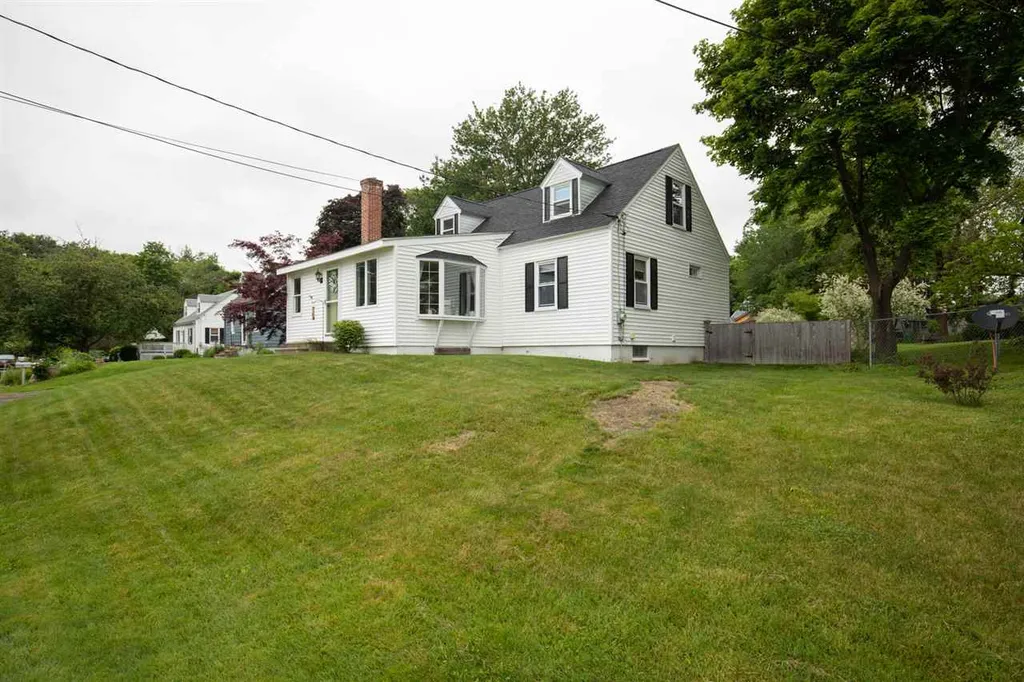 12 Spinney Creek Road Eliot ME 03903