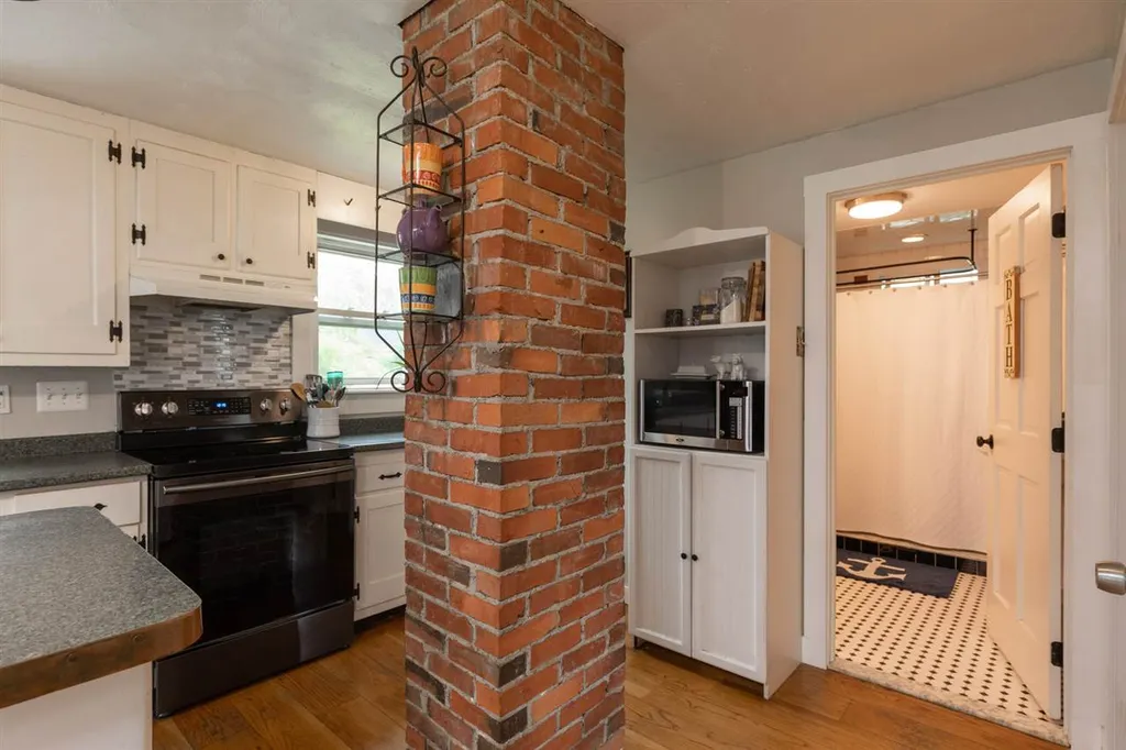 12 Spinney Creek Road Eliot ME 03903