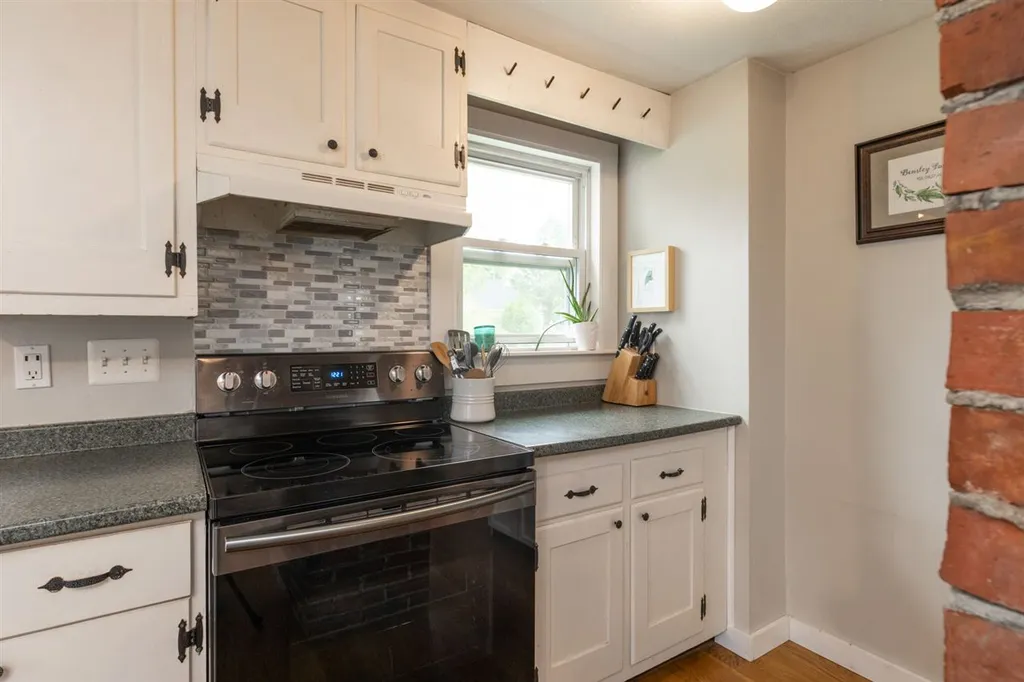 12 Spinney Creek Road Eliot ME 03903