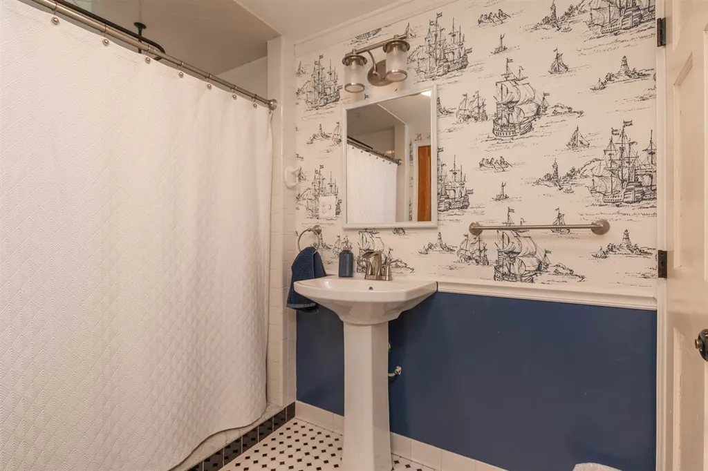 12 Spinney Creek Road Eliot ME 03903