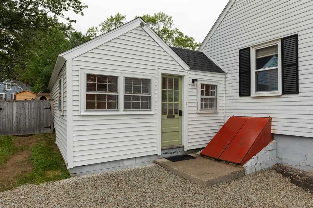 12 Spinney Creek Road Eliot ME 03903