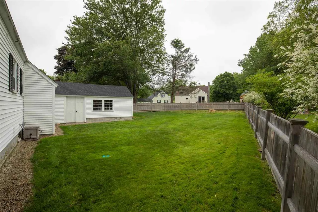 12 Spinney Creek Road Eliot ME 03903