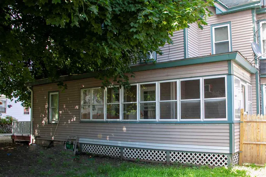 76 Lock Street Nashua NH 03064