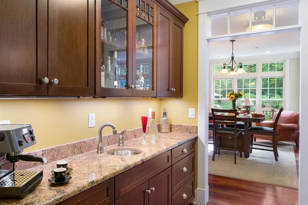 106 Long Hill Road Hollis NH 03049