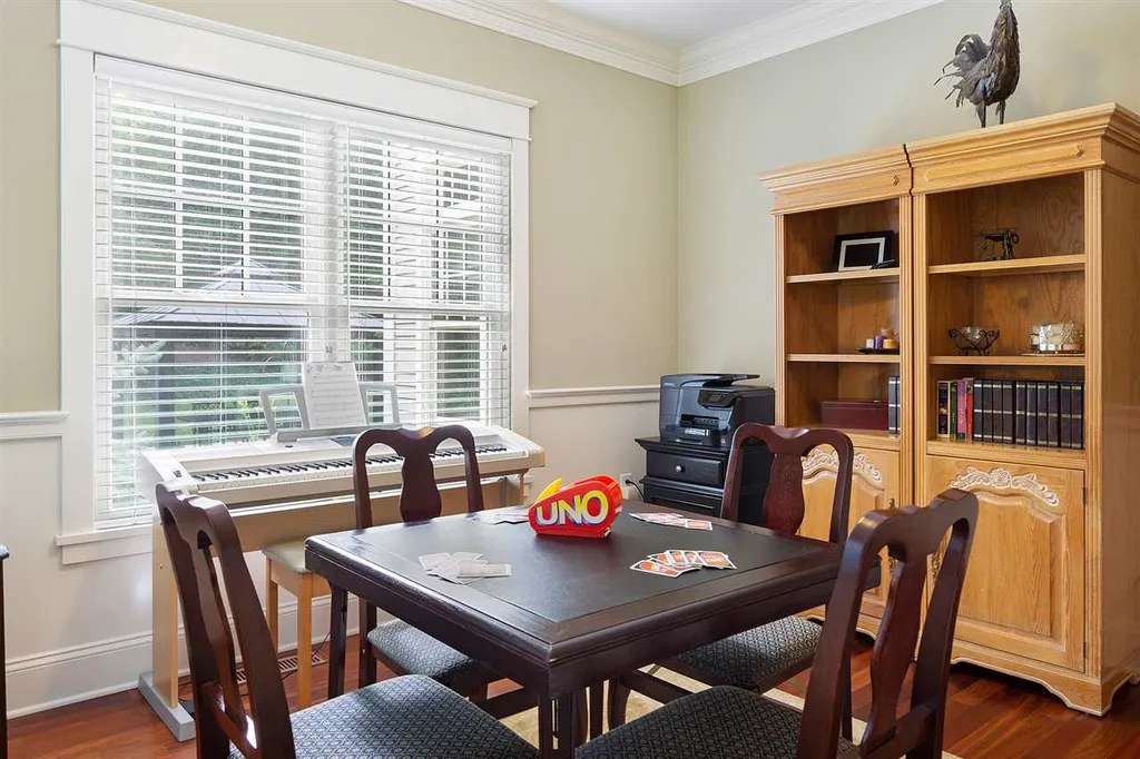 106 Long Hill Road Hollis NH 03049