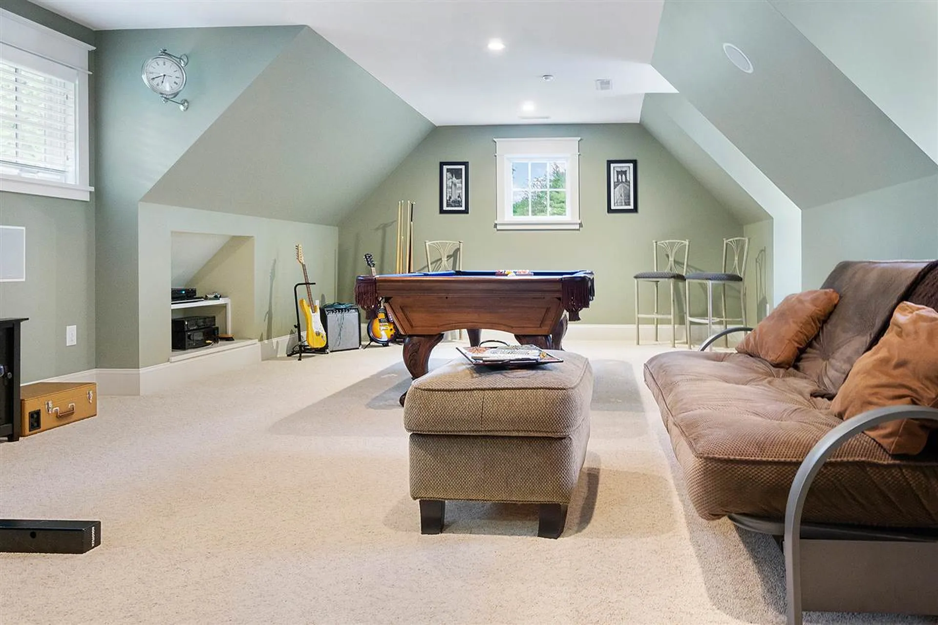 106 Long Hill Road Hollis NH 03049