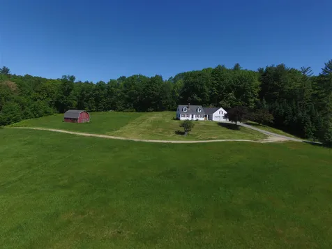 376 Stowe Mountain Road Hillsborough NH 03244