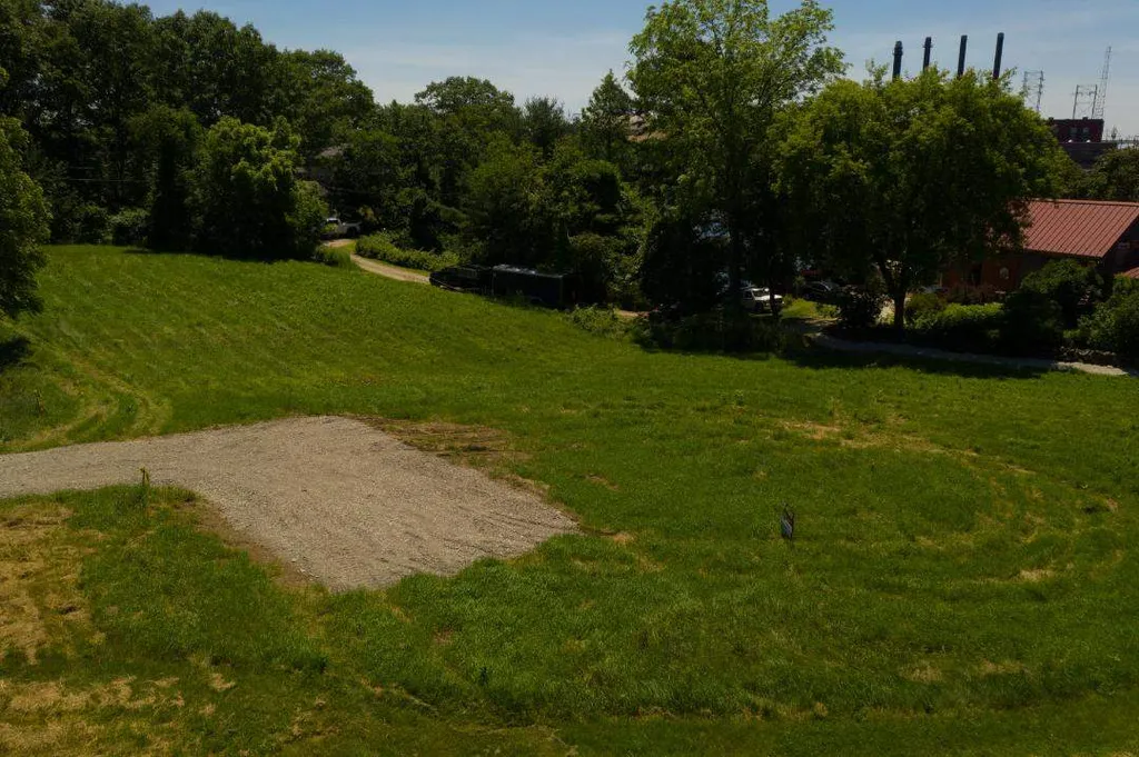 197 Pleasant Street Eliot ME 03903
