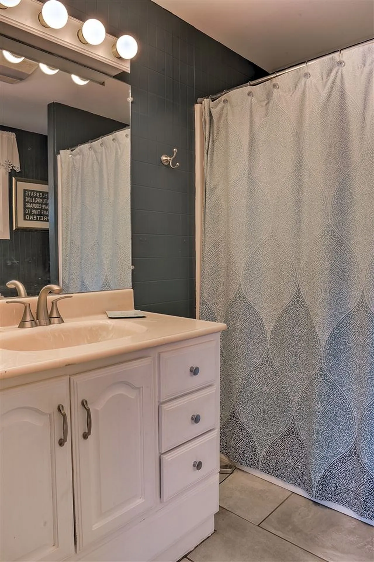 7 Pine Avenue Keene NH 03431