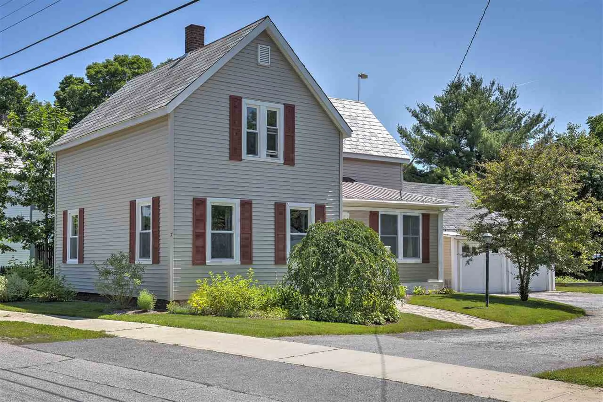 7 Pine Avenue Keene NH 03431