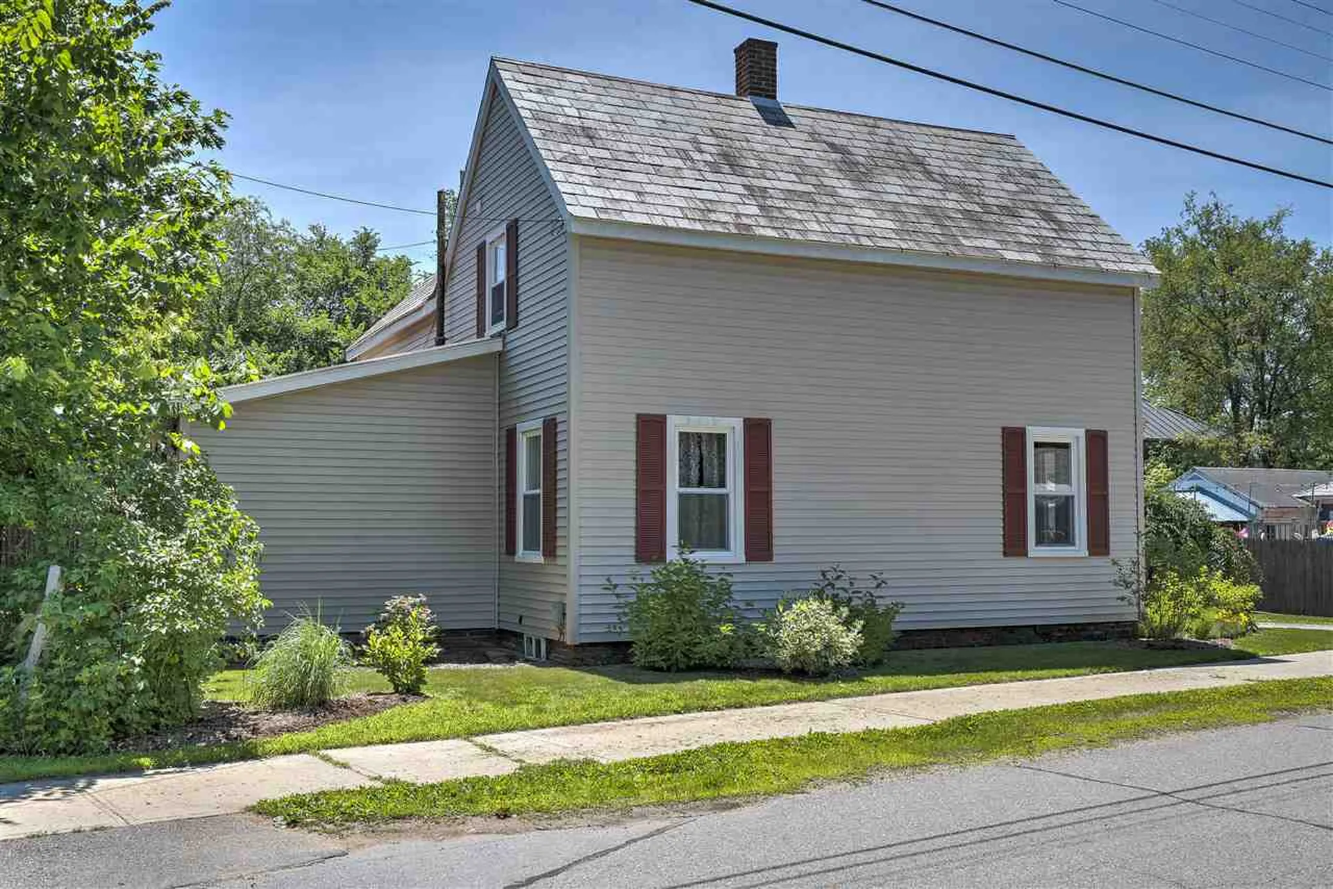 7 Pine Avenue Keene NH 03431