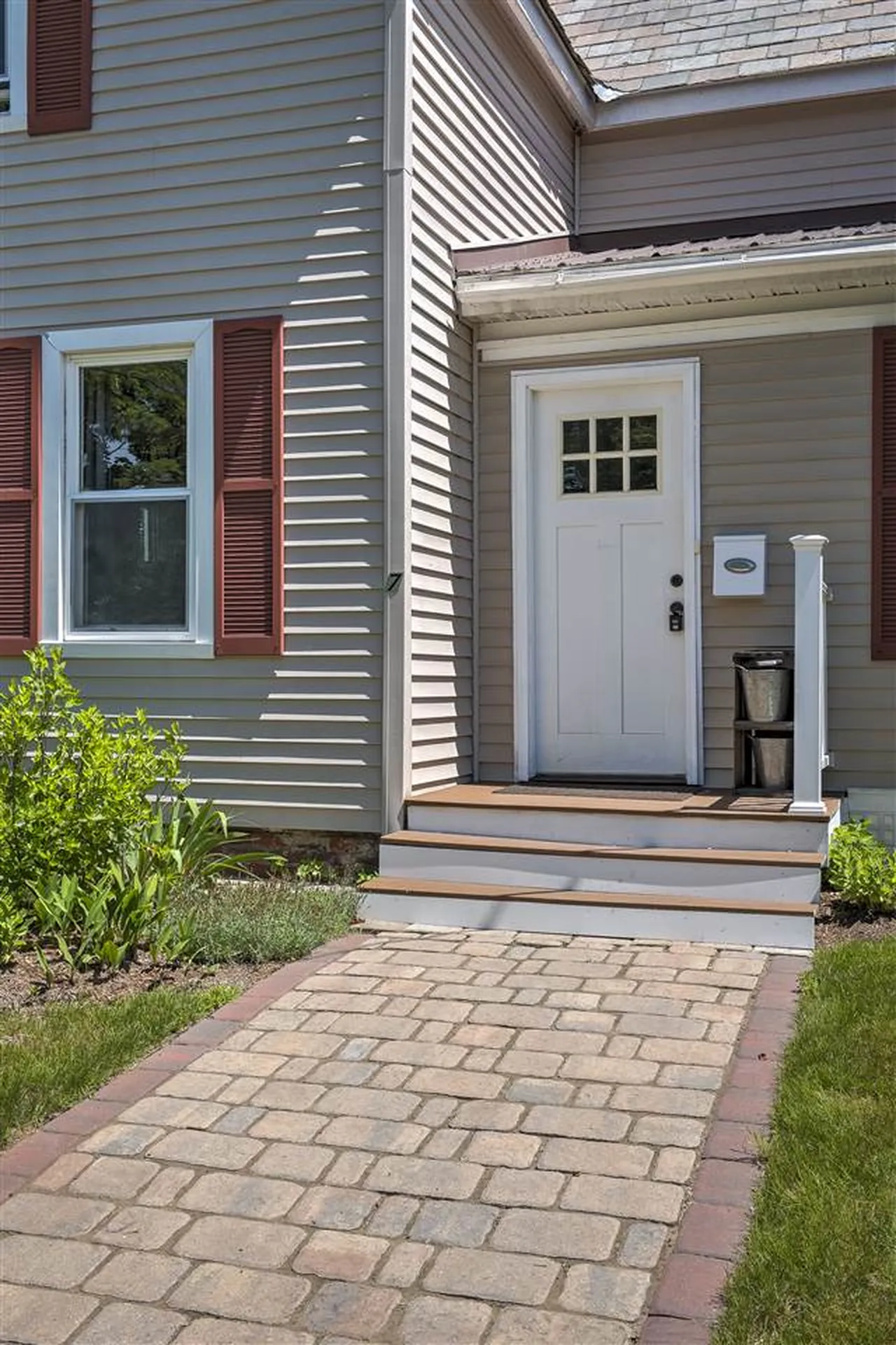 7 Pine Avenue Keene NH 03431