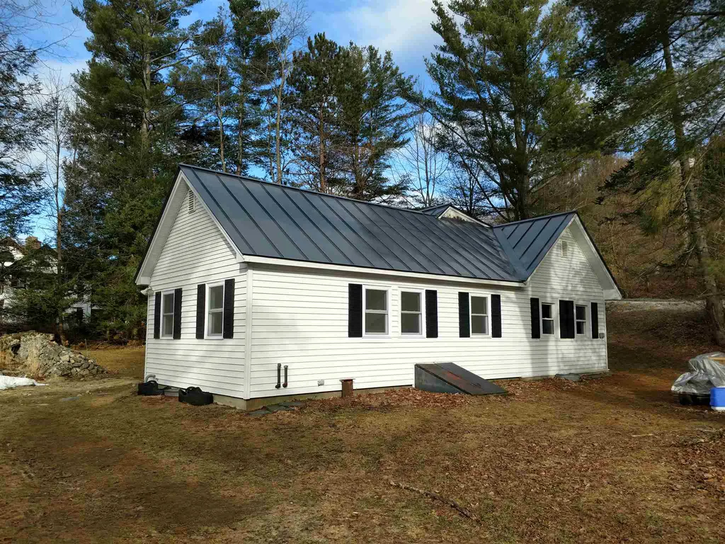 741 Journeys End Mendon VT 05701