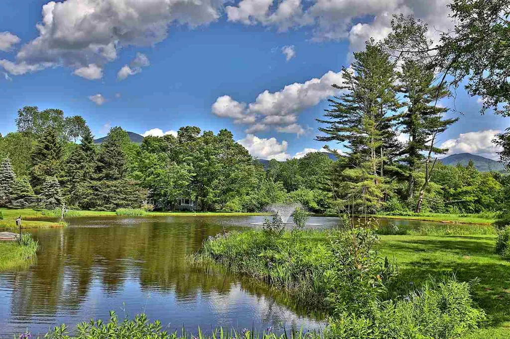 741 Journeys End Mendon VT 05701