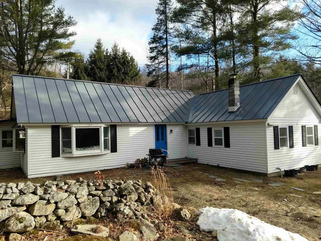 741 Journeys End Mendon VT 05701