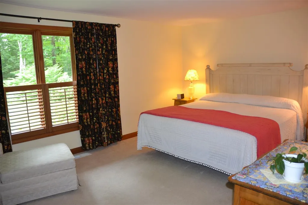5 Loon Street Wolfeboro NH 03894
