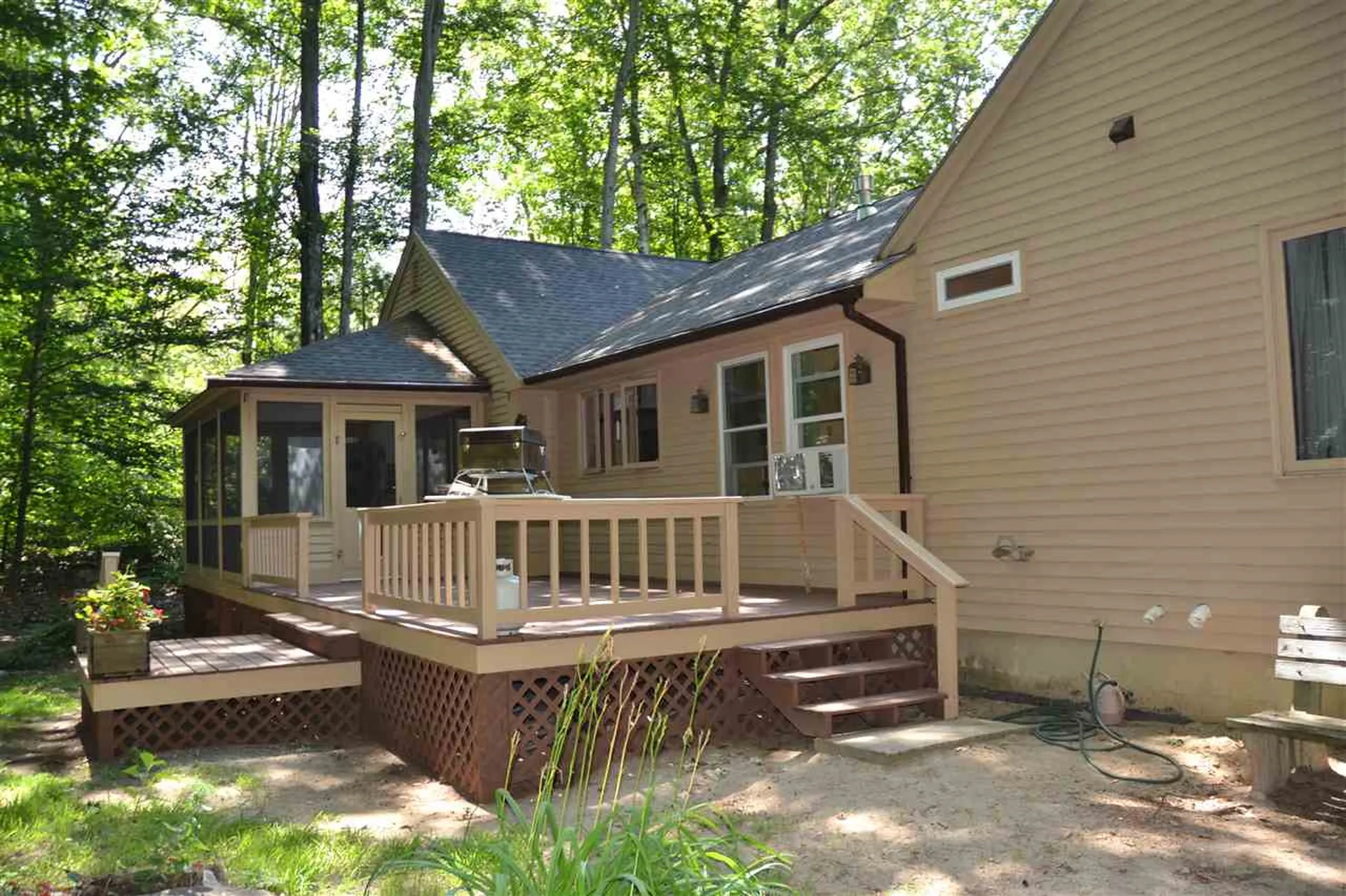 5 Loon Street Wolfeboro NH 03894