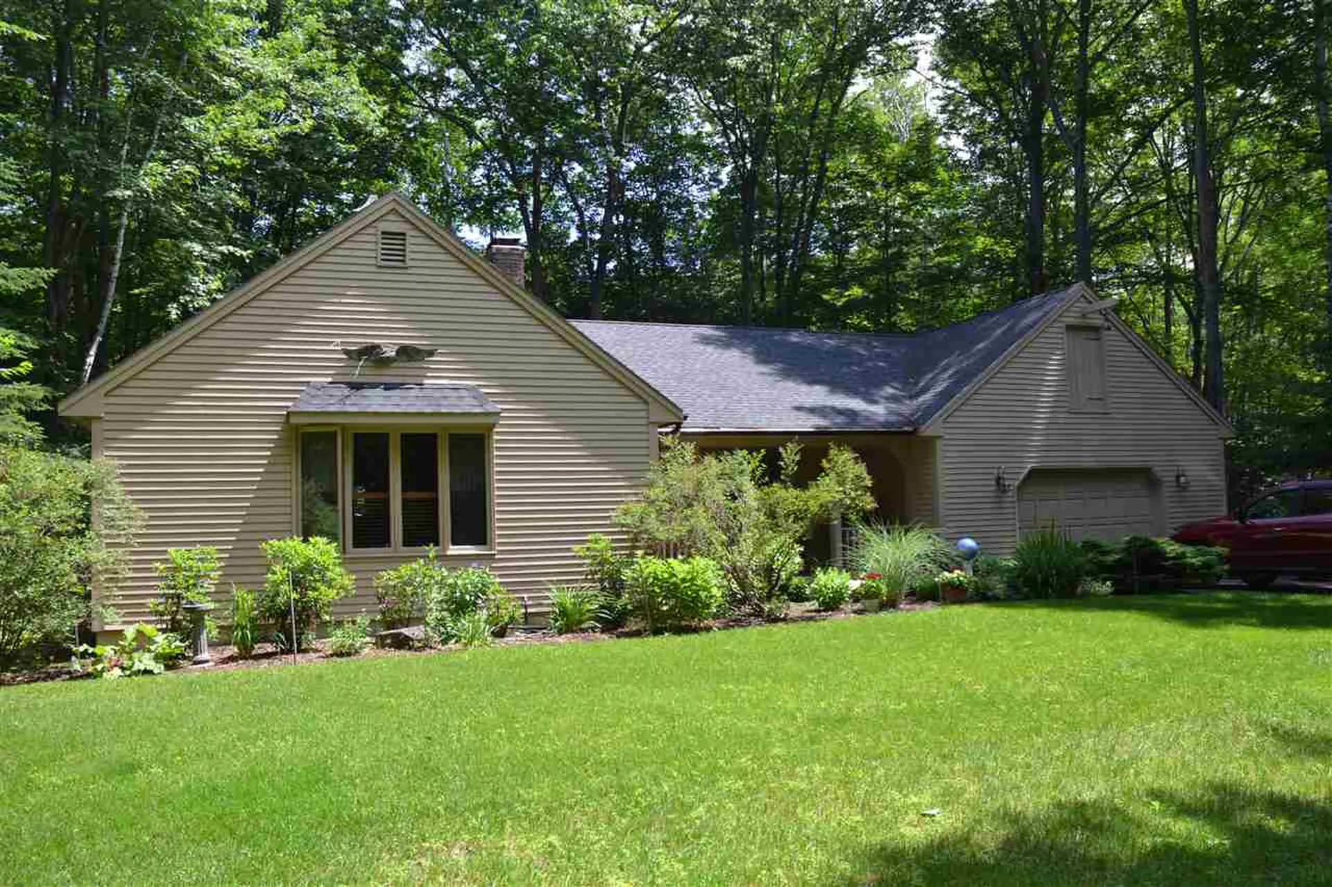 5 Loon Street Wolfeboro NH 03894
